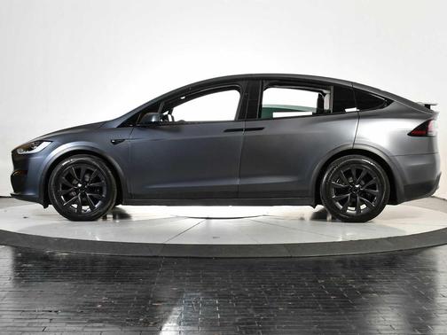 2023 Tesla Model X Plaid Tri Motor All-Wheel Drive