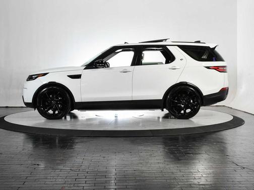 Fuji White 2020 Land Rover Discovery HSE LUXURY
