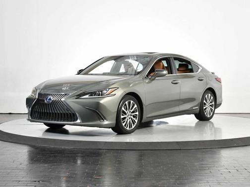 2019 Lexus ES 300h Base