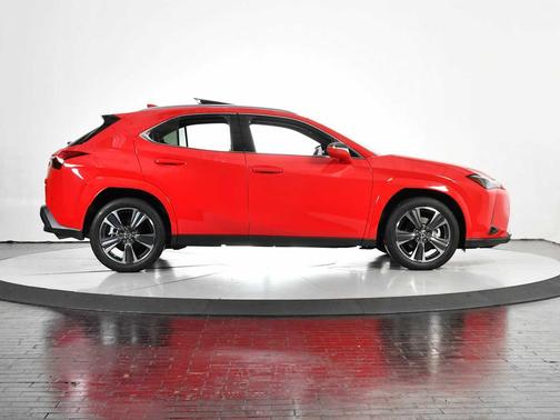 2025 Lexus UX 300h Premium