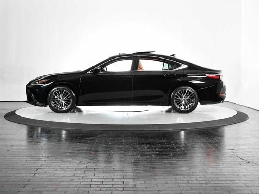 2024 Lexus ES 350 Base