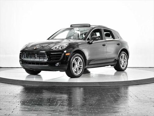 2017 Porsche Macan Base