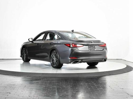 2023 Lexus ES 350 Base