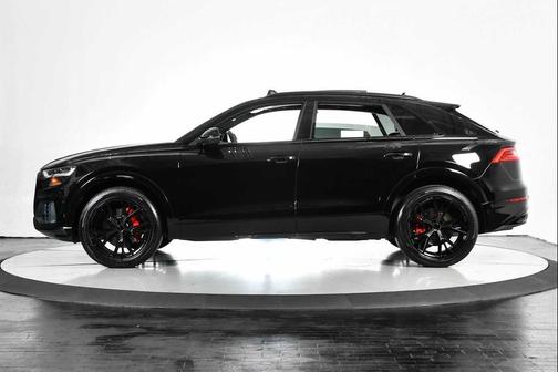 Night Black 2021 Audi Q8 55 Premium