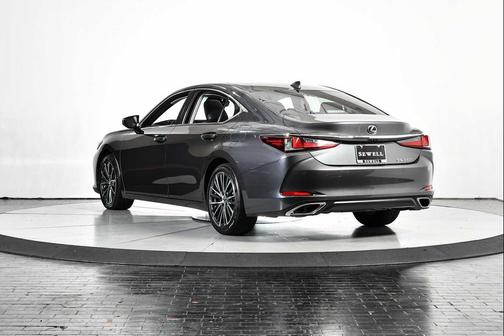 2023 Lexus ES 350 Base