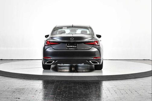 2023 Lexus ES 350 Base