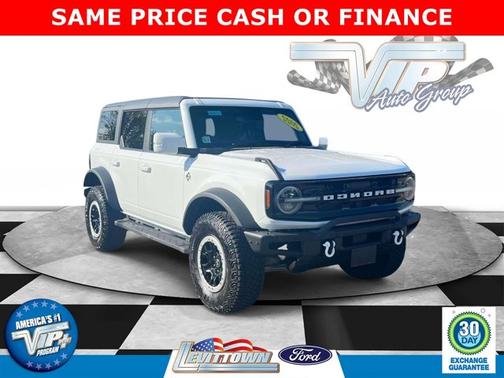 OXFORD WHITE 2022 Ford Bronco OUTER BANKS