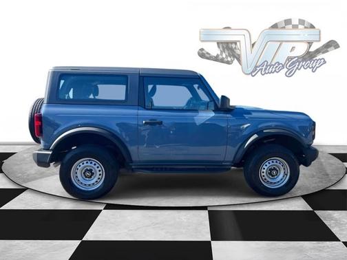 AZURE GRAY MET TRI-COAT 2025 Ford Bronco BASE