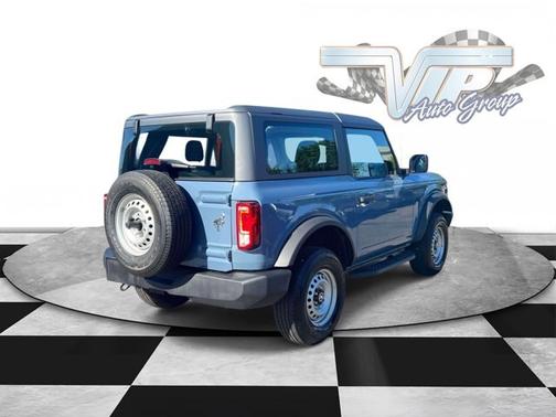 AZURE GRAY MET TRI-COAT 2025 Ford Bronco BASE