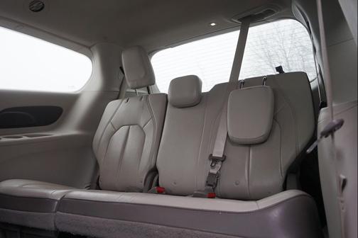 2020 Chrysler Voyager LXI