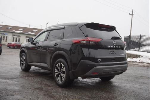 2022 Nissan Rogue SV
