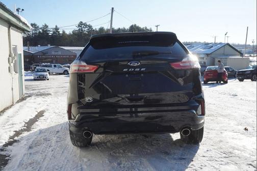 2021 Ford Edge ST Line