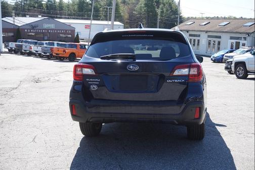 Dark Blue Pearl 2018 Subaru Outback 2.5i Touring