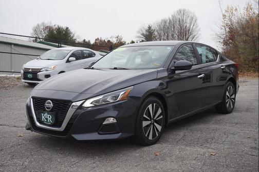 2021 Nissan Altima 2.5 SV