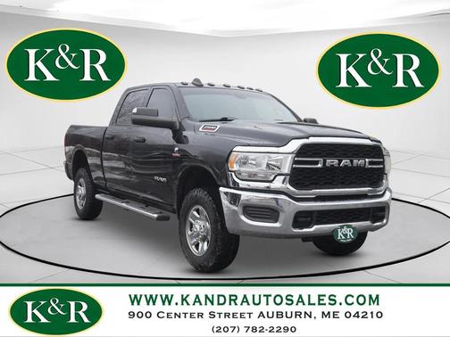 2022 RAM 2500 Tradesman Crew Cab 4x4 6'4' Box
