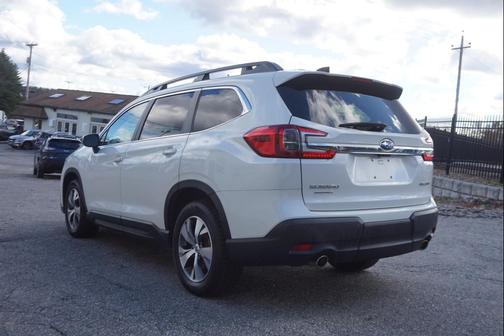 2023 Subaru Ascent Premium 7-Passenger