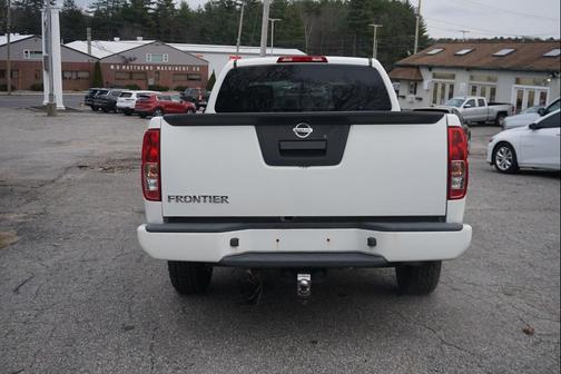 2019 Nissan Frontier S