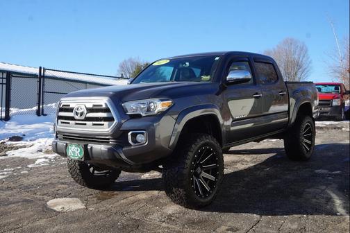 2017 Toyota Tacoma Limited