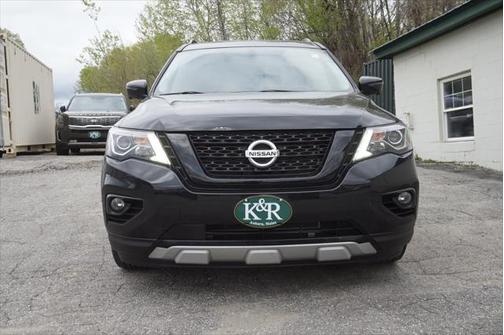 2019 Nissan Pathfinder SL