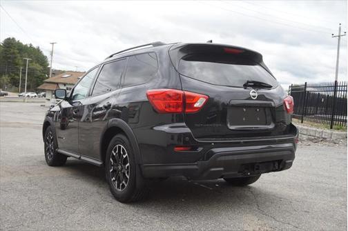 2019 Nissan Pathfinder SL