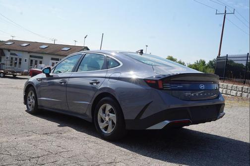 Transmission Blue 2026 Hyundai SONATA SE