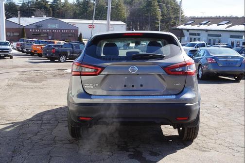 2020 Nissan Rogue Sport S