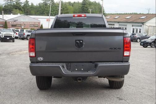 Granite Crystal Metallic Clearcoat 2019 RAM 1500 Express