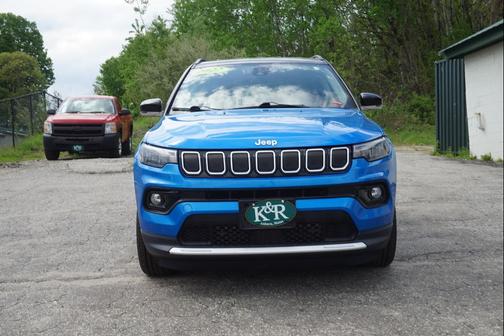 Laser Blue Pearlcoat 2022 Jeep Compass Limited