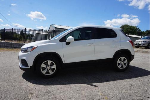 2022 Chevrolet Trax LS