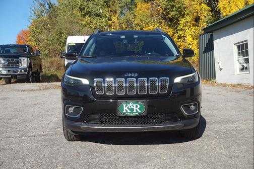 Diamond Black Crystal Pearlcoat 2020 Jeep Cherokee Limited