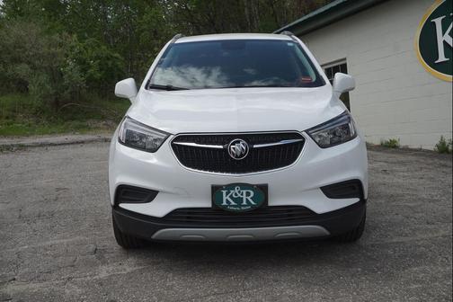Summit White 2022 Buick Encore Preferred