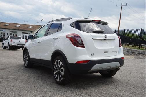 Summit White 2022 Buick Encore Preferred