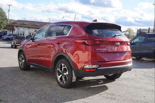 2022 Kia Sportage LX