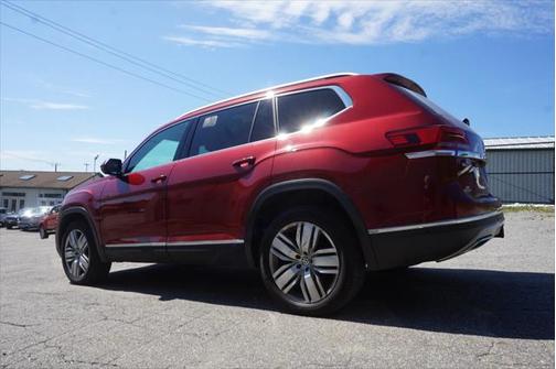 2018 Volkswagen Atlas 3.6L SEL Premium