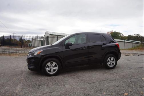 2022 Chevrolet Trax LS