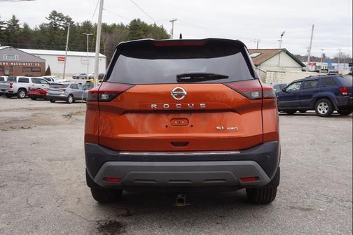 2021 Nissan Rogue SL