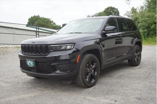2023 Jeep Grand Cherokee Altitude