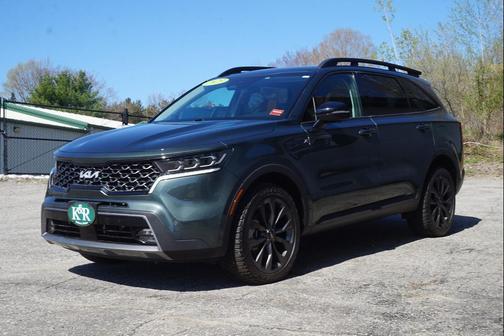 Aruba Green 2023 Kia Sorento SX