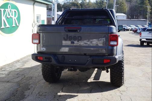 2023 Jeep Gladiator Sport S