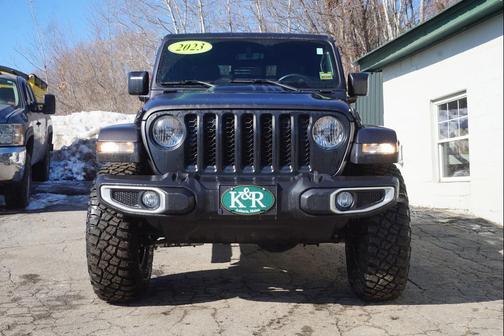 2023 Jeep Gladiator Sport S