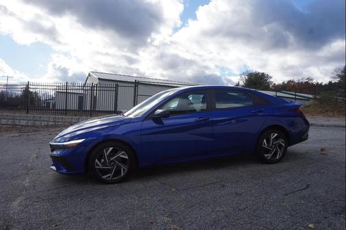 2025 Hyundai ELANTRA Sport