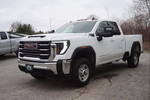 Summit White 2025 GMC Sierra 2500 SLE