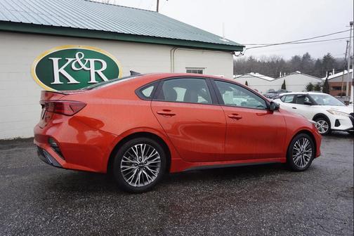 2022 Kia Forte GT-Line