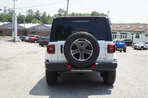 2023 Jeep Wrangler 4-Door Sahara 4x4