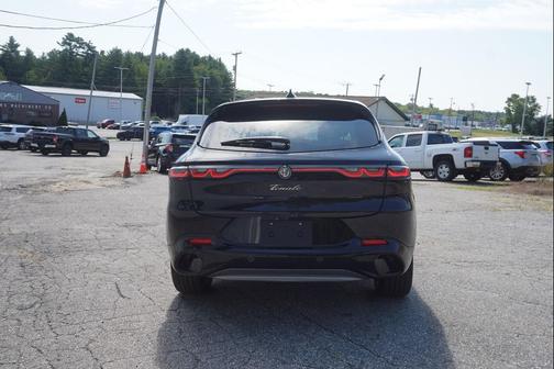 Alfa Black 2024 Alfa Romeo Tonale Ti EAWD