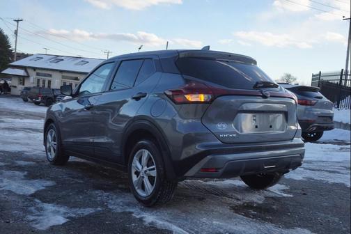 2024 Nissan Kicks S