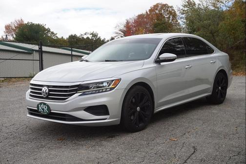 2021 Volkswagen Passat 2.0T SE