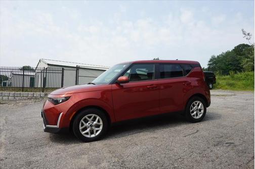 2023 Kia Soul LX