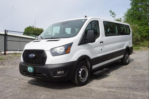 Oxford White 2022 Ford Transit-350 Base