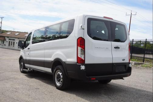 Oxford White 2022 Ford Transit-350 Base